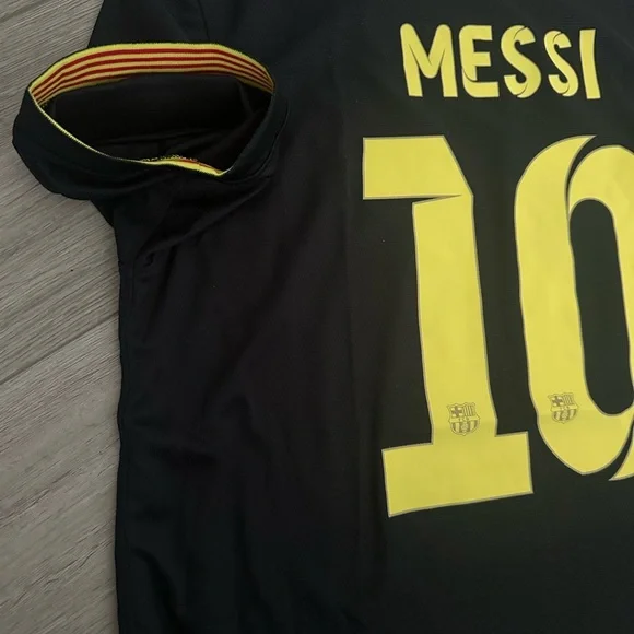 Barcelona Messi Jersey 13/14 Black - Picture 5 of 6